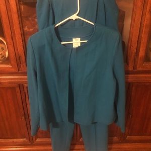 Women’s 2 piece Turquoise suit
